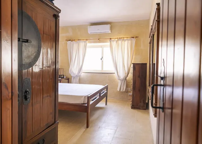 Tranquil 2-Bedroom Escape